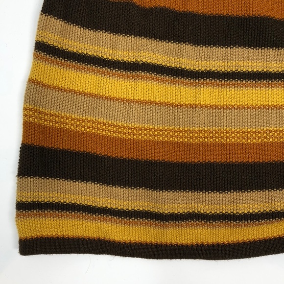 Finity Striped Short Sleeve Sweater Set - Picture 8 of 16